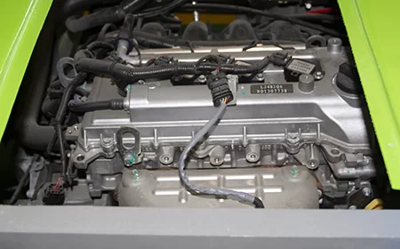 Four-cylinder Engine